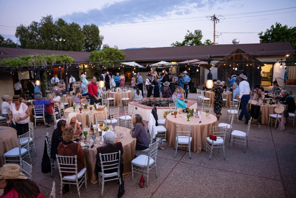 This image has an empty alt attribute; its file name is Courtyard-Wedding-with-people-1-1024x684.jpg